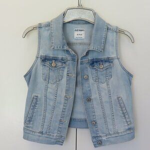 Light Blue Jean Vest Old Navy XS......................325